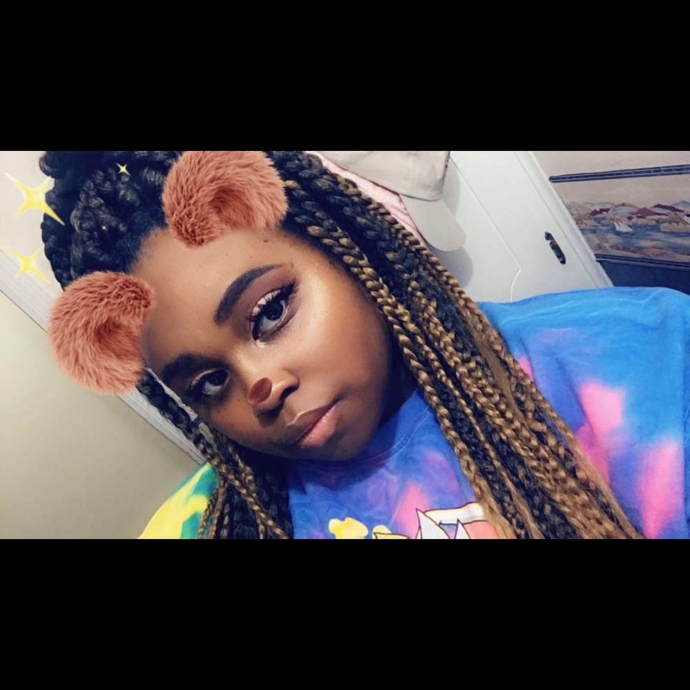 Meet your Posher, Kae